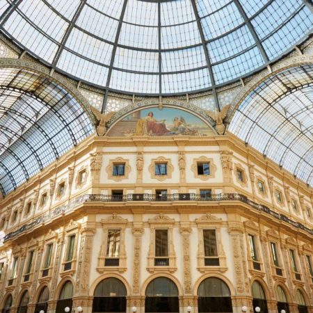 visit vittorio gallery with a walking tour